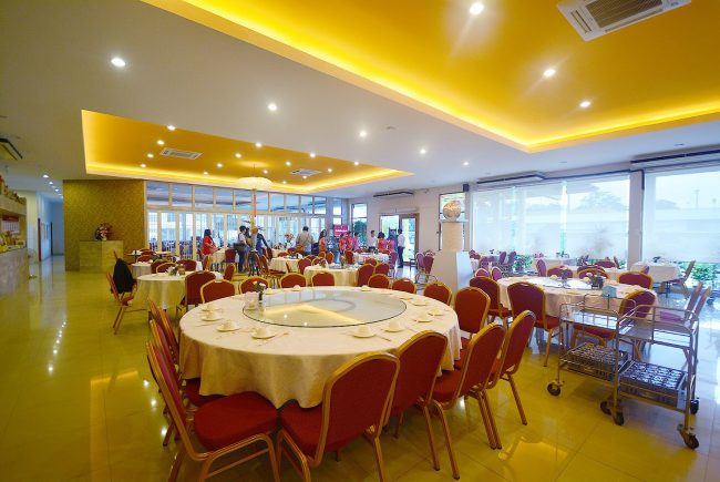 โต๊ะจีน